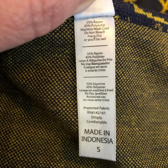 LuLaRoe Classic T Women's Small Top Navy Blue with Yellow Lines NWT - Picture 7 of 8